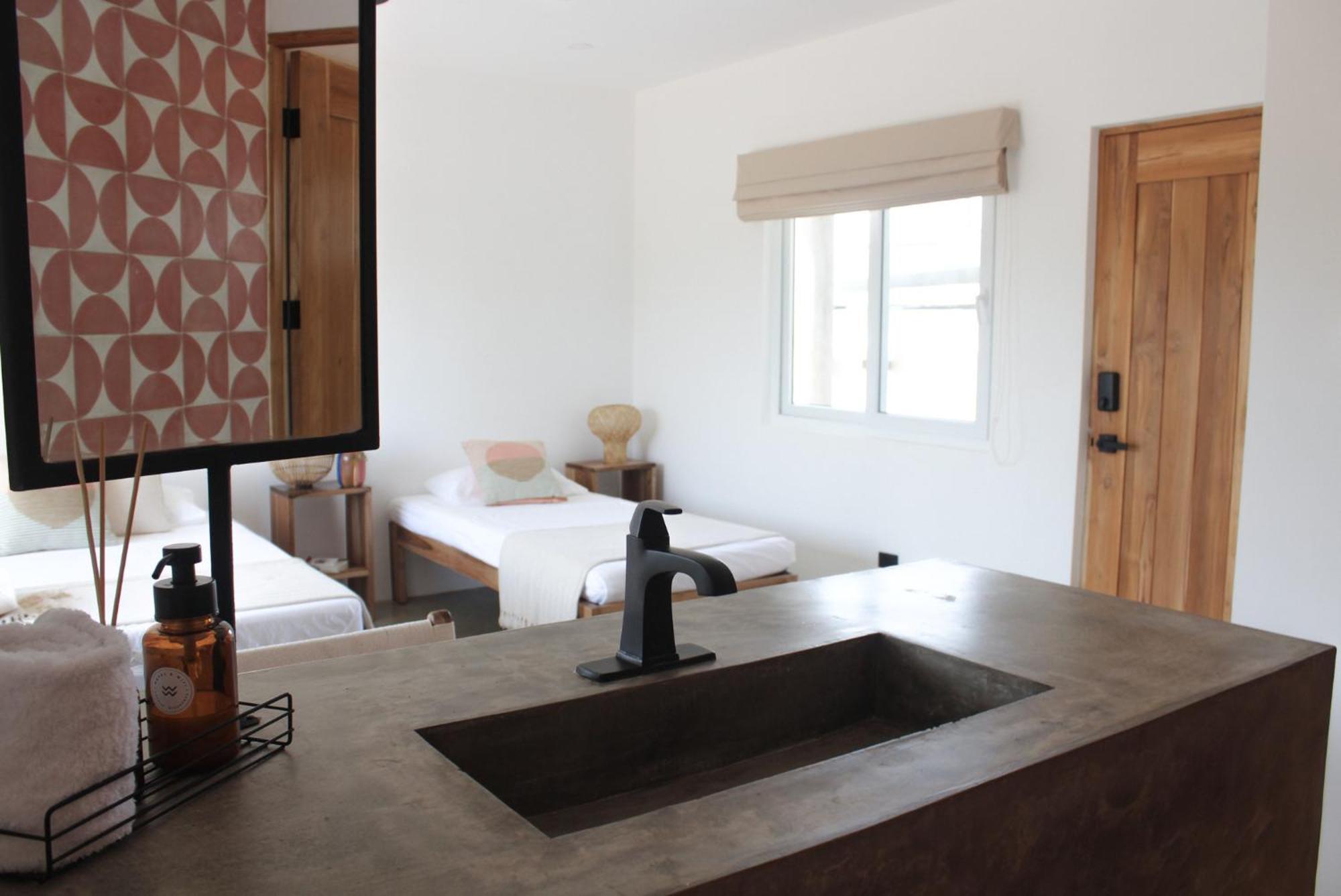 Waves & Wifi - Coworking & Coliving Space In Popoyo Salinas Eksteriør bilde